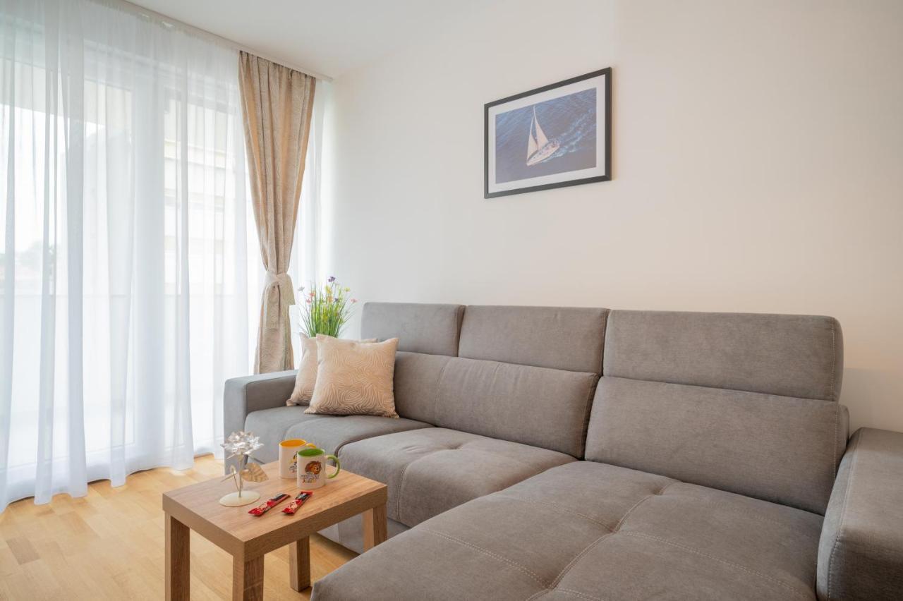 Luxury Solinka With Private Parking *