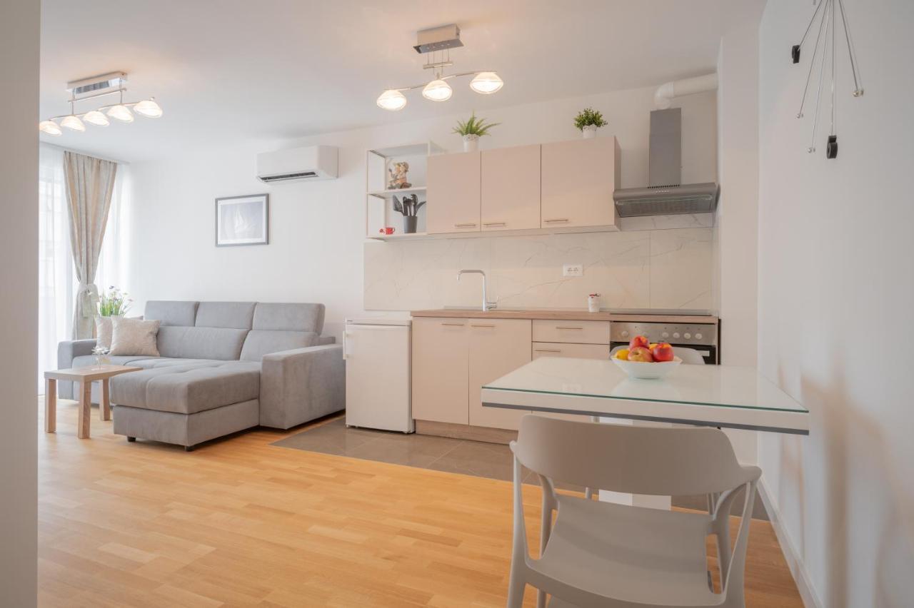 Luxury Solinka With Private Parking