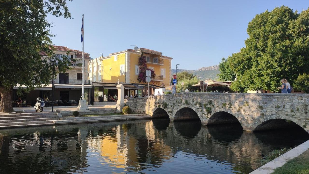Luxury Solinka With Private Parking Apartment Solin